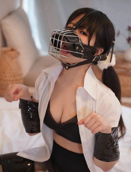 女王俱乐部的圣水调教_BD英语全集免费观看