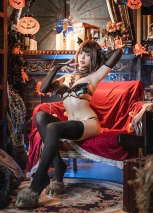 献身给魔王伊伏洛基亚吧_高清电影完整版