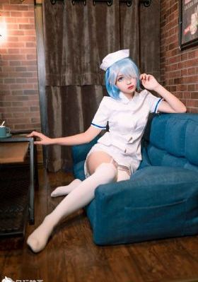跪下+晨尿+伺候_1080电影免费在线