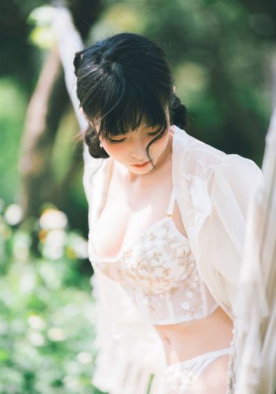 《你看起来好像很好吃》电影_国产剧电影在线观看